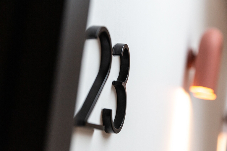 Others 5, The Snug Townhouse
