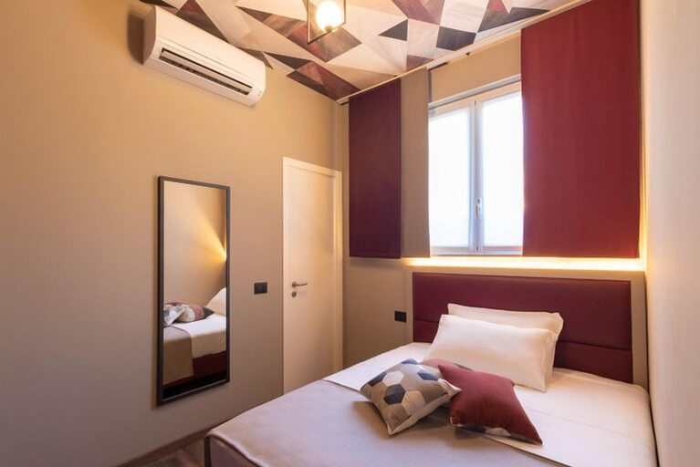 Bedroom 2, The Time Home&Hotel, Genova
