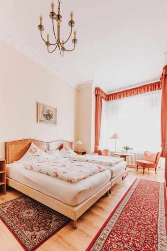 Bedroom 3, Hotel Spoettel, Wetteraukreis