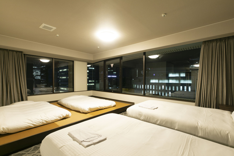 Bedroom 3, Hotel Silk Tree Nagoya, Nagoya