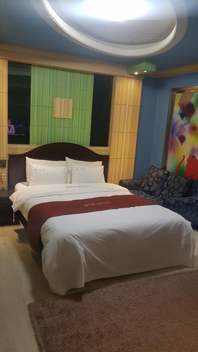 Bedroom 2, Cupid Motel, Jeonju