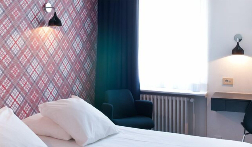 Bedroom 3, Queen Anne Hotel, Bruxelles
