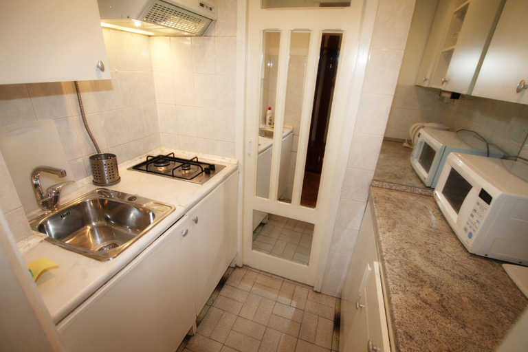 Others 5, TVST Apartments Bolshoy Gnezdnikovsky 10 apt 332, Northern
