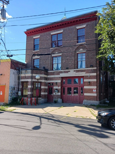 Exterior & Views, Michie Hostel, Providence
