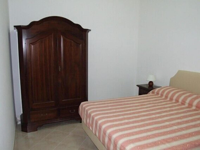Bedroom 2, Casale Nunziatina, Napoli