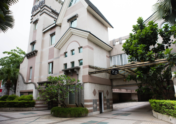 Exterior & Views 5, Royal Group Motel Chien Kuo Branch, Kaohsiung