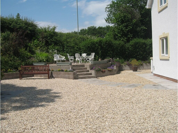 Others 2, Hazelwood Guest House, Bridgend