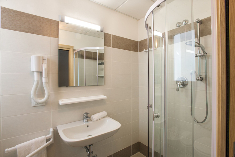 Bathroom 5, Hotel Zamagna, Forli' - Cesena