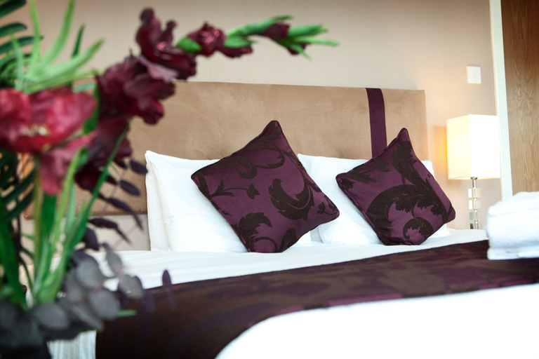 Bedroom 2, The Spires Serviced Apartments Glasgow, Glasgow