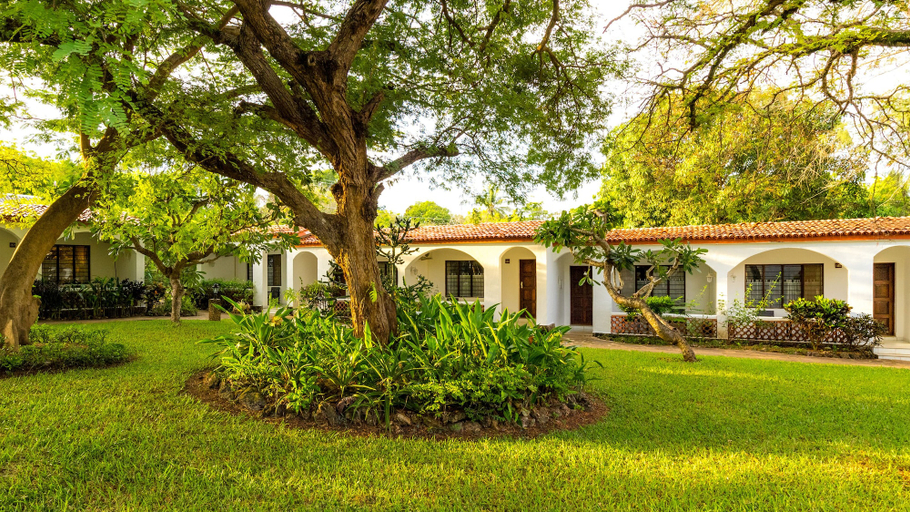 Exterior & Views 2, Diani Sea Lodge, Msambweni