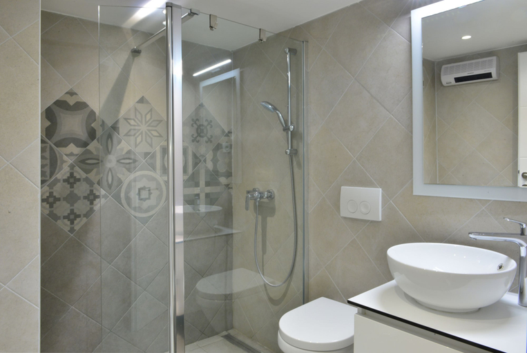 Bathroom 4, Studio Apt Orchard on Rokova St, Split