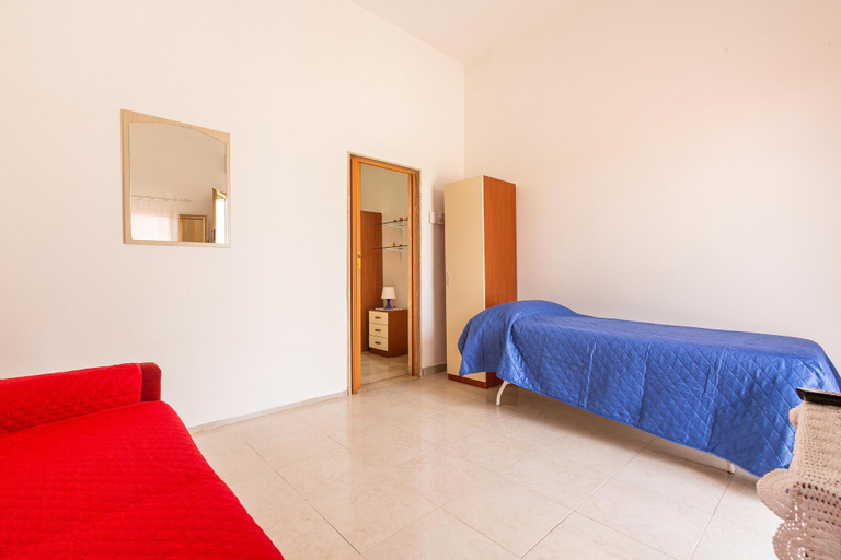 Room 2, 3053 A Casa di Mario- Appartamento Terra Rossa by Barbarhouse, Lecce