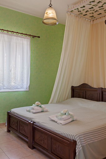 Bedroom 4, Matas' Apartments, South Aegean