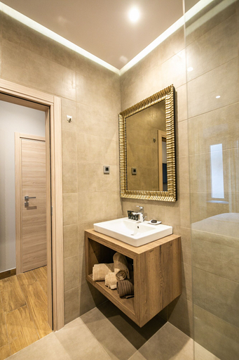 Bathroom 4, Teatro Suite & Rooms, Rijeka