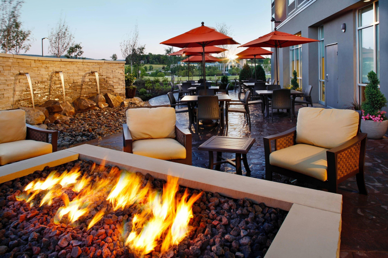 Food & Drinks 5, SpringHill Suites Pittsburgh Latrobe, Westmoreland