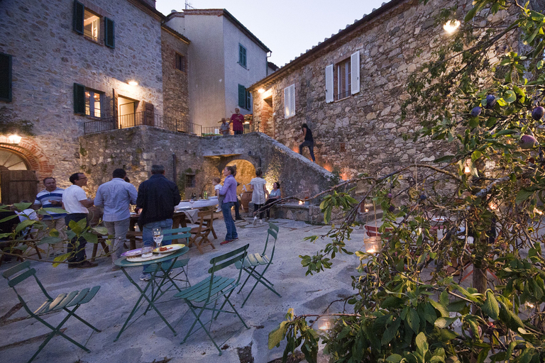 Exterior & Views 2, Agriturismo La Via dell'Oliviera, Siena