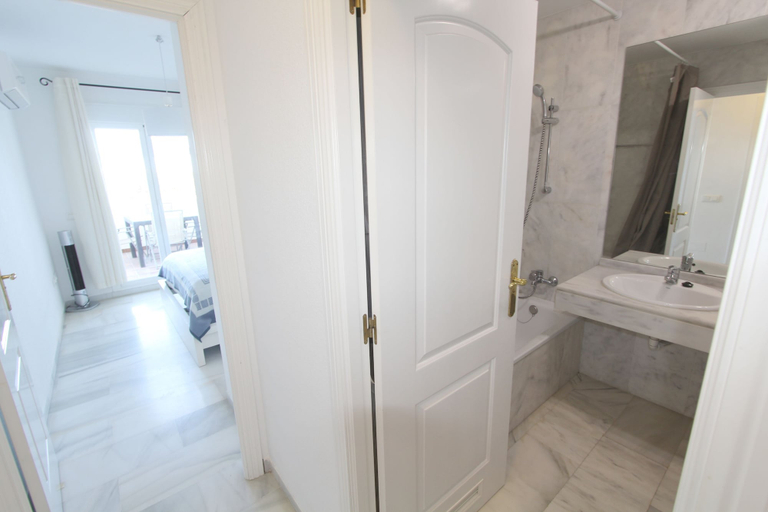 Bathroom 2, Minimalist Condo in Fuengirola, Málaga