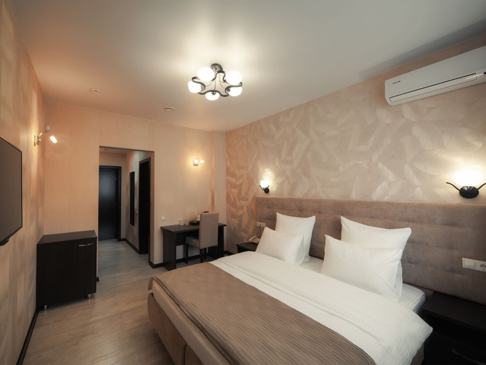 Bedroom 2, Hotel Almira, Volzhskiy rayon