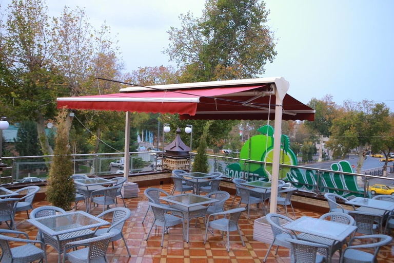 Food & Drinks 4, Boulevard Palace, Samarkand