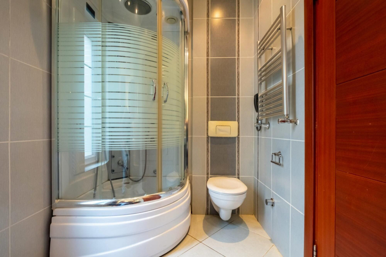 Room 5, Missafir Flat With Terrace Near Istiklal Street, Beyoğlu