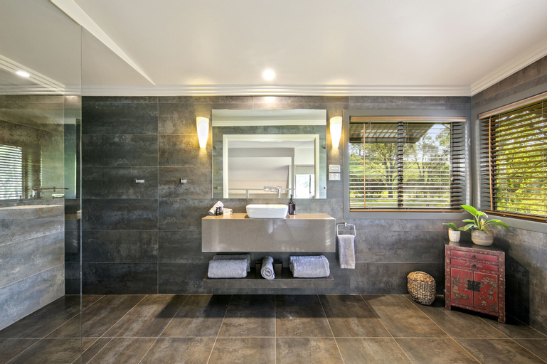 Bedroom 4, The Edge Villa, Cessnock