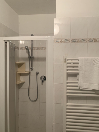 Bathroom 5, Hotel Villa Sara, Venezia