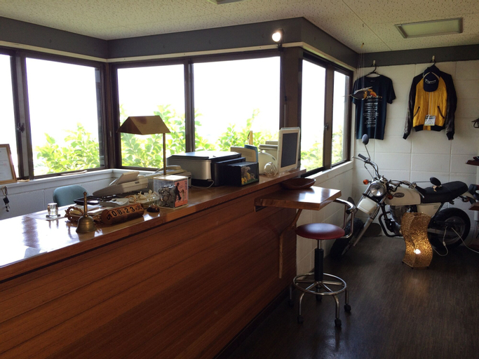 Public Area 2, Surfside Bed & Breakfast, Onna