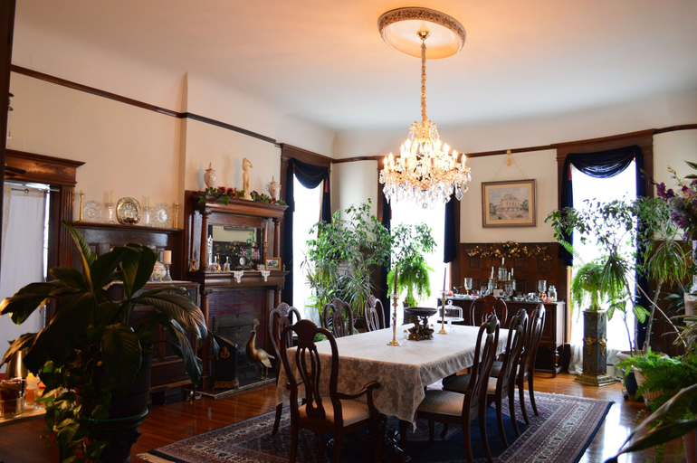 Food & Drinks 4, Beall Mansion An Elegant Bed & Breakfast Inn, Madison