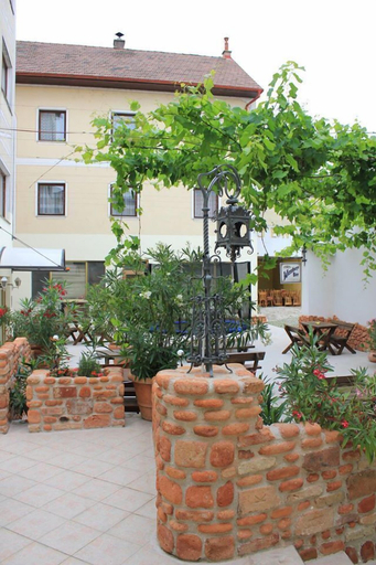 Exterior & Views 2, Pension MATE, Eisenstadt Umgebung