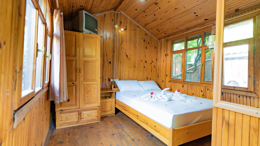 Bedroom 2, Turkmen Tree Houses, Kemer