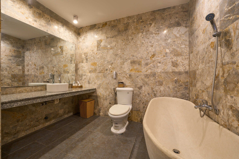 Bathroom 3, The Muse House, Da Nang