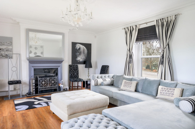 Bedroom 2, Willow House & Orchard Studios, Causeway Coast and Glens