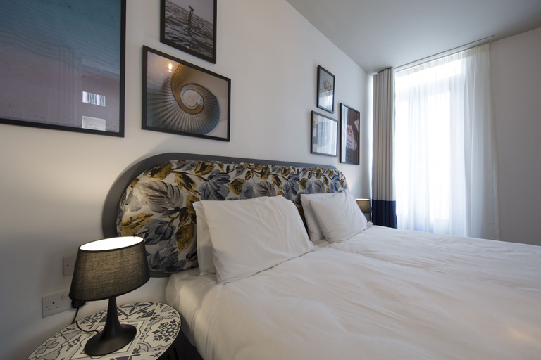 Bedroom 3, Lady Todd