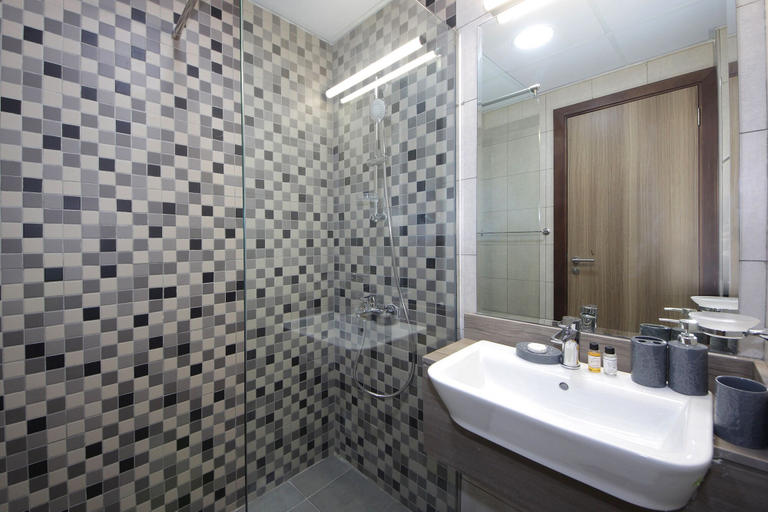 Bathroom, Studio Apartment in Azizi Samia, Dubai