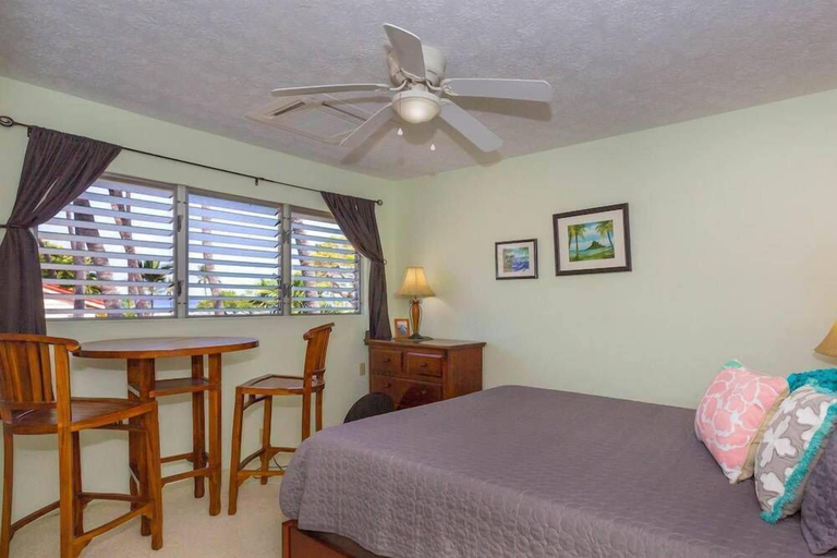 Bedroom 4, Surf & Racquet Club #24, Hawaii