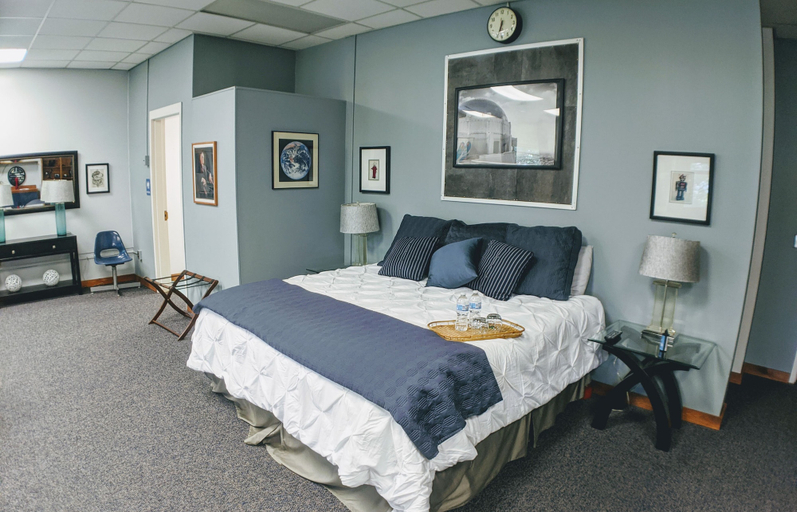 Bedroom 2, Sherman Inn, Saint Lawrence