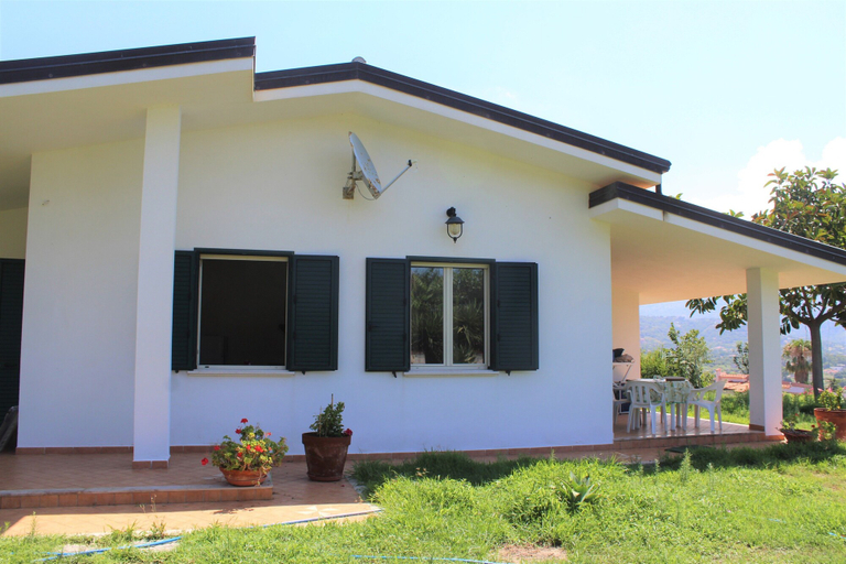 Exterior & Views 2, Villa Faro, Vibo Valentia