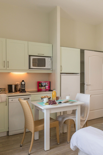 Dining Room 5