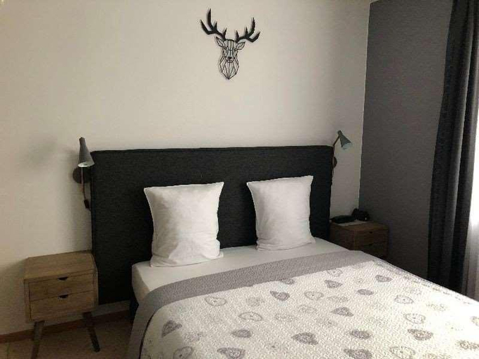 Bedroom 4, De Fierlant, Bruxelles