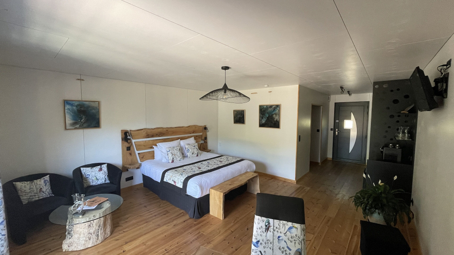 Bedroom 3, Le Volcans des Sens, Haute-Loire