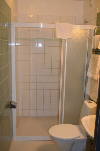Bathroom 3, First Hotel Statt Söderhamn, Söderhamn
