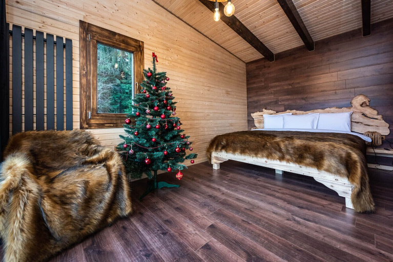 Bedroom 3, QChalet, Sacele