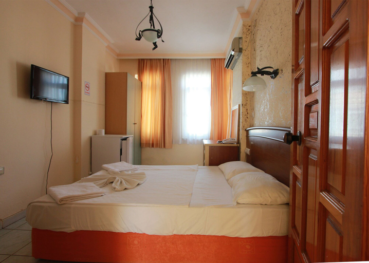 Bedroom 3, Elegant Baronessa Apart Hotel, Alanya