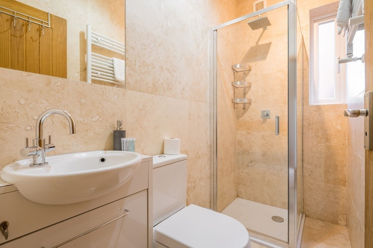 Bathroom, Hills Road Flat, Cambridgeshire