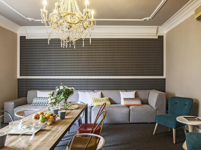 Others 5, AinB B&B Eixample - Muntaner, Barcelona