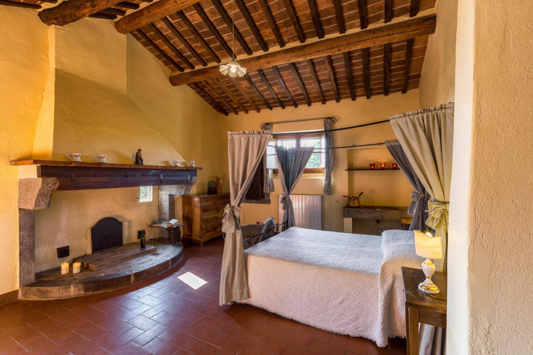Bedroom 3, Villa Fontocchio, Arezzo