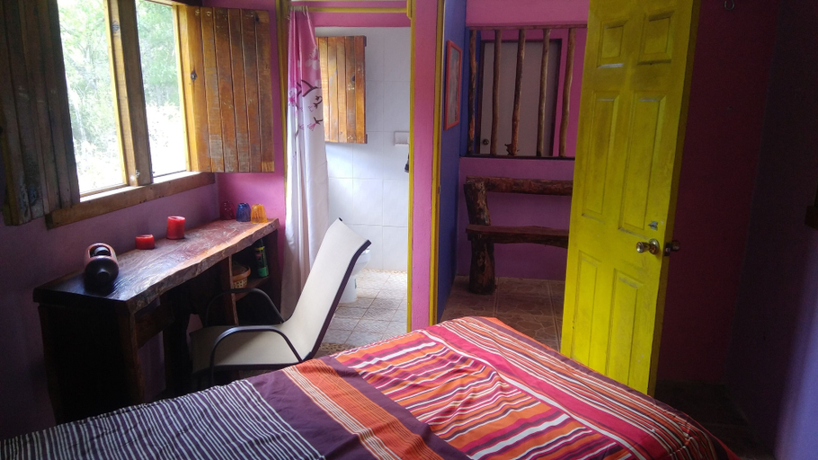 Bedroom 4, Hotel y Temazcal en Solferino, Lázaro Cárdenas