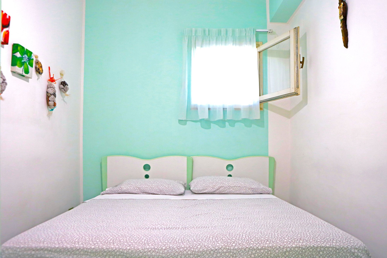 Bedroom 3, Portorosa Residence, Messina