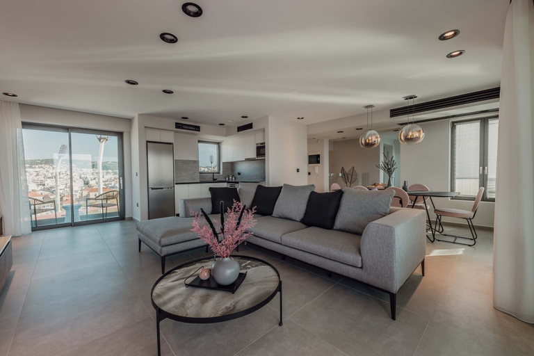 Others 5, City Moments Penthouse, Crete
