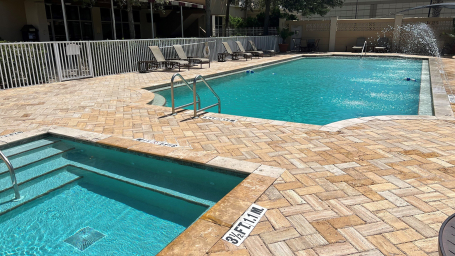 Sport & Beauty 3, Crowne Plaza ORLANDO-DOWNTOWN by IHG, Orange
